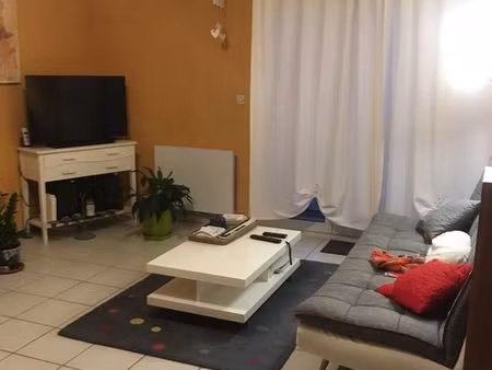 t2 meublé 2 pièces de 46m² avec balcon