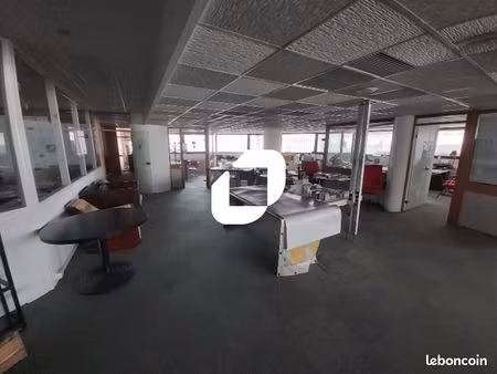 local commercial 850 m²