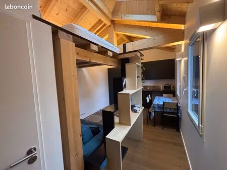 location studio meublée