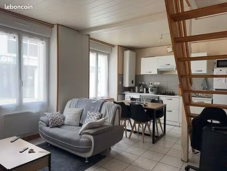 appartement à louer hypercentre lencloitre