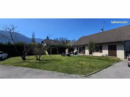 charmante maison avec jardin à gaillard