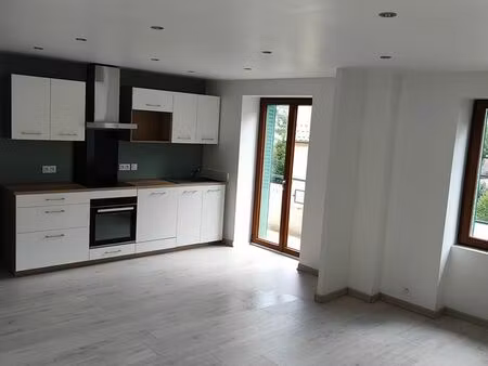 appartement lumineux loutraz