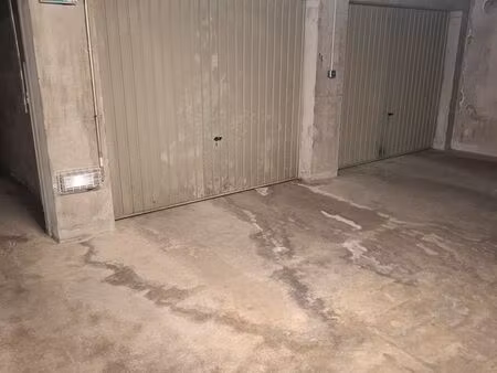 vds garage 13.6 m2 cran-gevrier