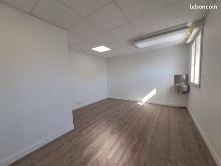 bureaux 15 m² bègles