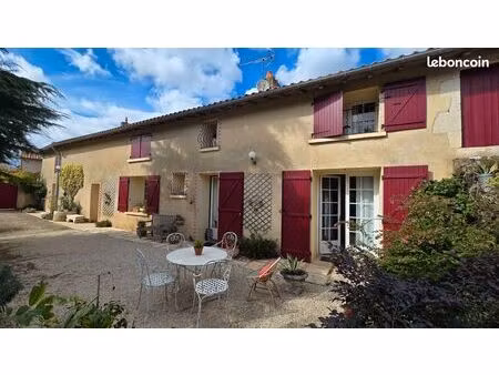 maison 6 pièces 146 m²