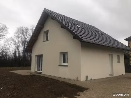 maison 5 pièces 105 m²