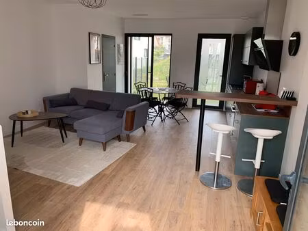 t3 avec jardin privatif