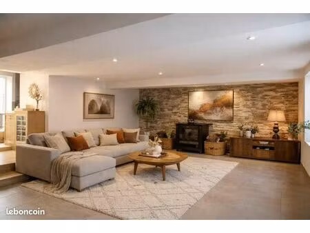 maison 6 pièces 130 m²