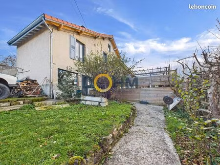 maison 3 pièces 87 m²