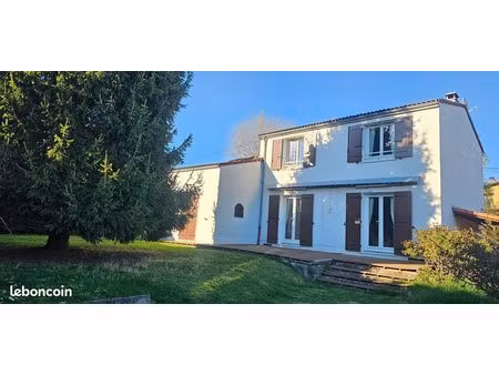maison 7 pièces 155 m²