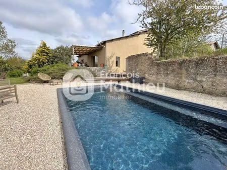 ferme 5 pièces 250 m²