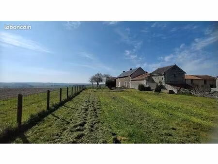 maison de charme à la campagne – 140 m² avec dépendances sur 4000 m²