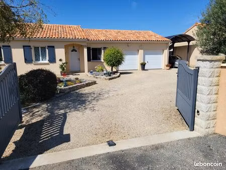 maison plein pied 5 pièces - massognes 86170