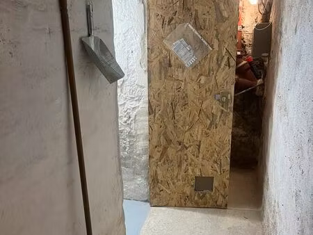 cave rue du commandeur paris 75014