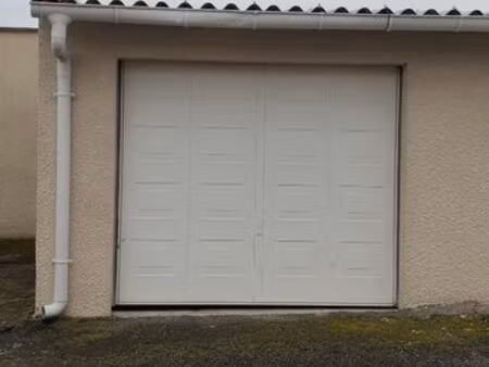 garage de 22 m2 proche autoroute