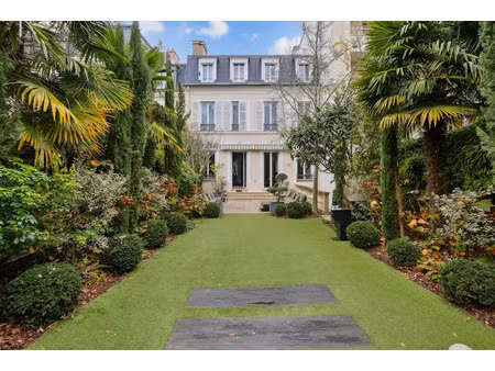 vente locaux professionnels 8 pièces 460 m² à neuilly-sur-seine (92200)  7 990 000 €