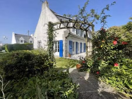 vente maison viager à tréboul (29100) : à vendre viager / 105m² tréboul