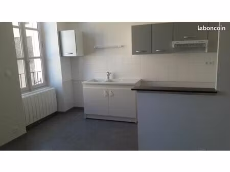 appart. t3 centre ville 70 m2