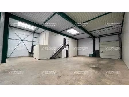 local d'activités à louer