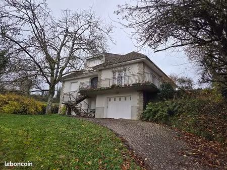 maison 6 pièces 146 m²