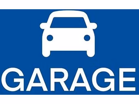 garage / box fermé moure rouge