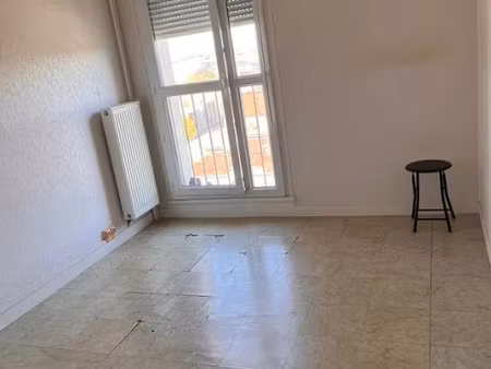 location meublée chambre 1 pièce 10 m² à garges-les-gonesse (95140)  500 €