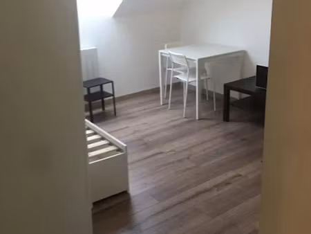 location meublée appartement 1 pièce 22 m² à belfort (90000)  400 €