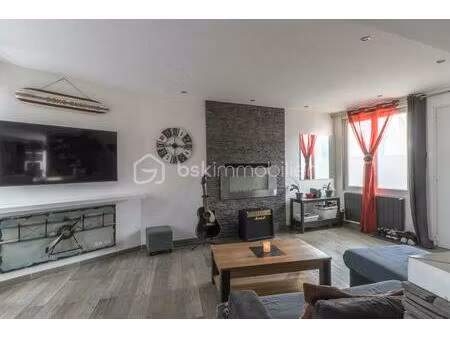 exclusivité – maison de ville 3 pièces – aucun travaux – vert-le-grand