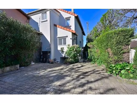 maison vigneux-sur-seine 136 m² t-6 à vendre  336 000 €