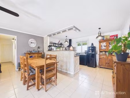 t4 familial 96 m² avec terrasse et parking – afa