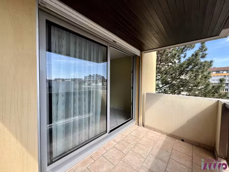 a vendre appartement t4 ascenseur et balcon