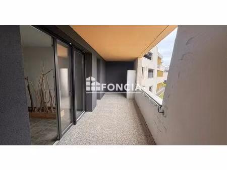 cornebarrieu  à deux pas des transports et des commodités