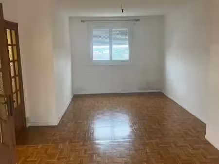 location appartement 3 pièces 67 m² à noyon (60400)  820 €