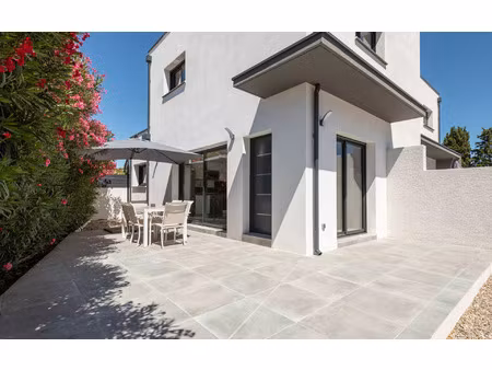 location maison  m² t-4 à agde  1 365 €