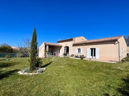 a vendre gargas 84400 maison récente de plain-pied  t4 de 150 m² habitables