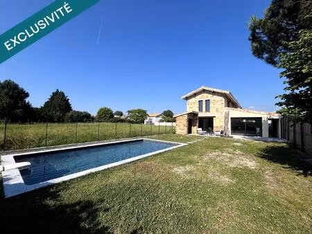 maison de charme proche du centre  piscine  garage