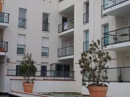 location appartement 2 pièces à la roche-sur-yon (85000) : à louer 2 pièces / 58m² la roch