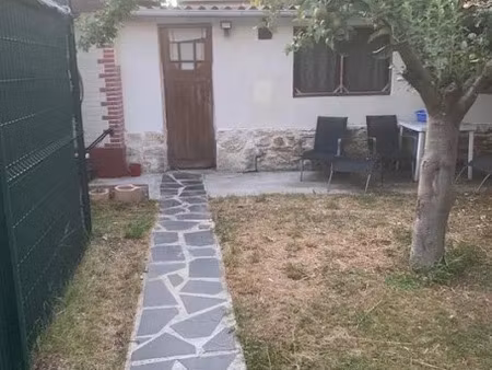 location meublée appartement 2 pièces 32 m² à villepinte (93420)  870 €