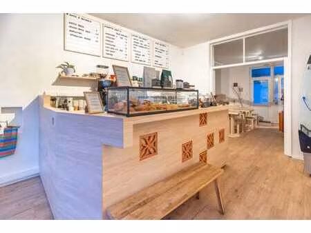 rez commercial loué – altitude 100