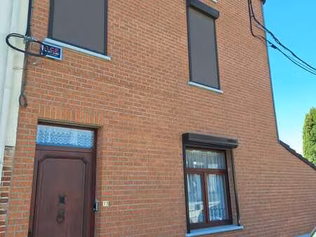 maison 4 chambres à vendre à monceau-sur-sambre