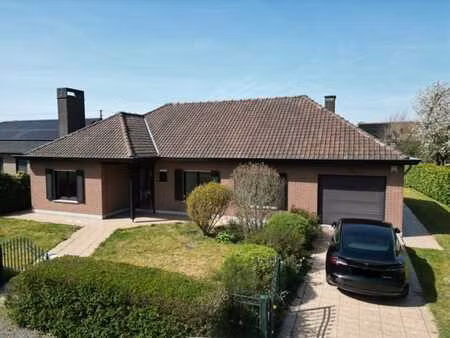 villa plain-pied - 3 chambres - libre immédiatement