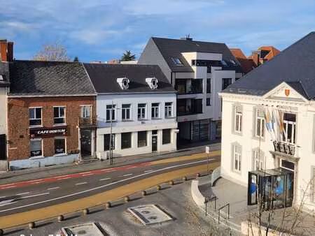 local commercial marché mol : opportunité unique !