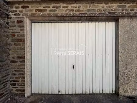location garage box et parking à conde-sur-noireau (14110) : à louer / 17m² conde-sur-noir