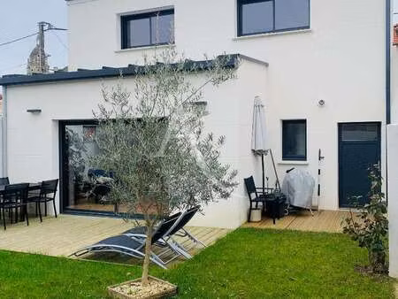 location maison meublé à la roche-sur-yon gare sncf - sacré coeur (85000) : à louer meublé