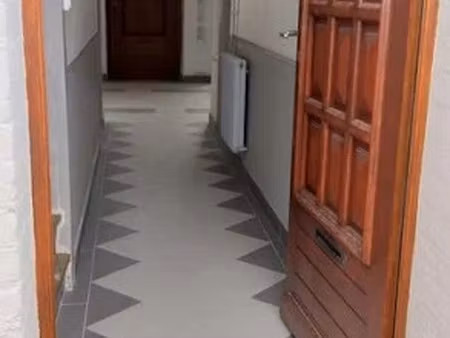 location maison 5 pièces 110 m² à reims (51100)  1 200 €