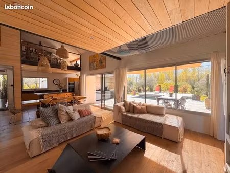 superbe maison familiale contemporaine proche centre-ville de l’isle-jourdain