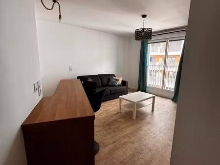 studio bagneux au pied du métro 4