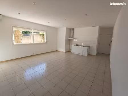 appartement st gely du fesc