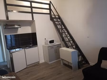 480 studio meublé toutes charges comprises