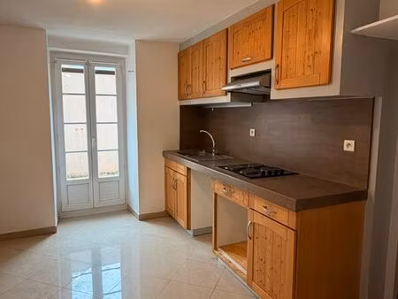 t2/3 centre-ville de marignane